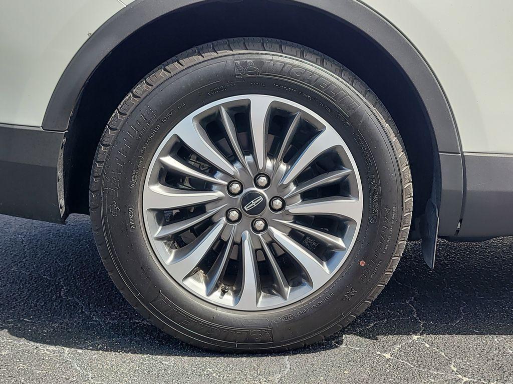 used 2022 Lincoln Nautilus car, priced at $29,238