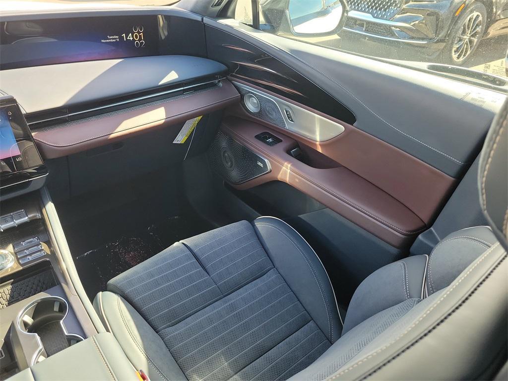 new 2026 Lincoln Nautilus car, priced at $75,375