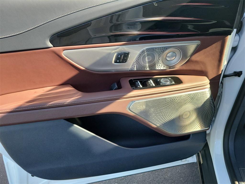 new 2026 Lincoln Nautilus car, priced at $75,375