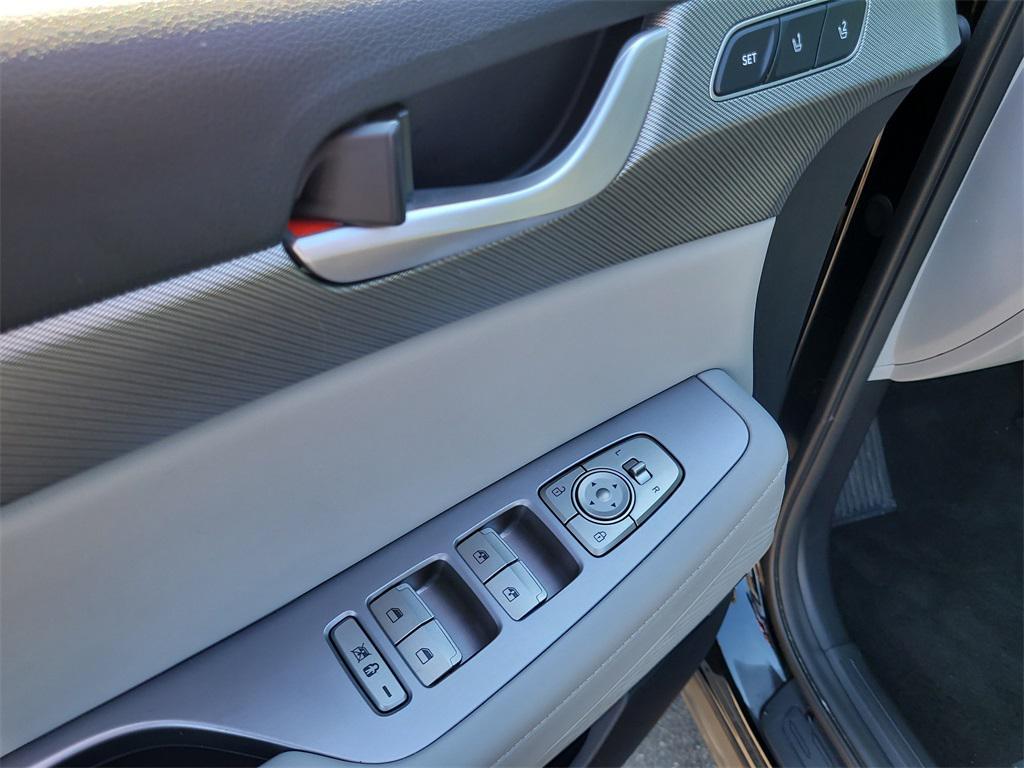 used 2024 Hyundai Palisade car, priced at $30,697