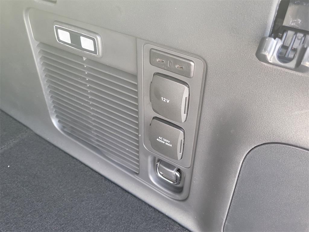 new 2025 Ford Expedition Max car, priced at $65,556