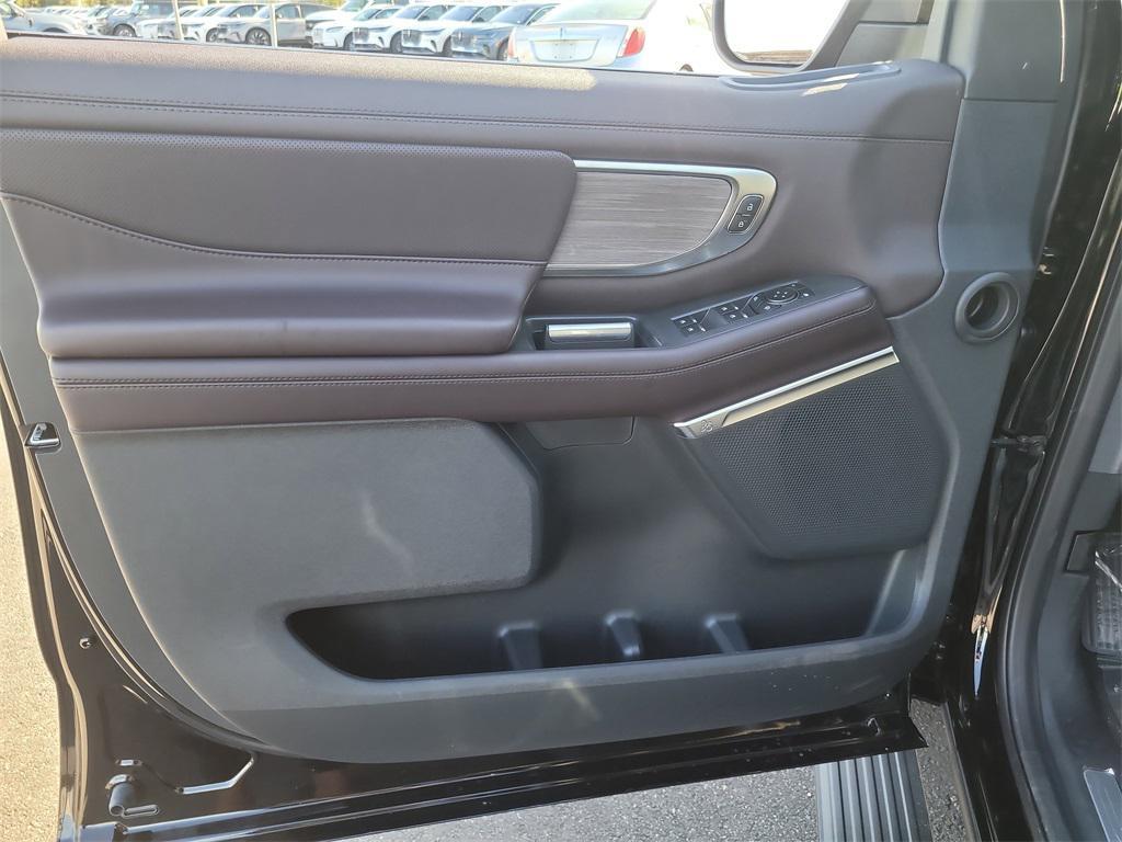 new 2025 Ford Expedition Max car, priced at $83,471