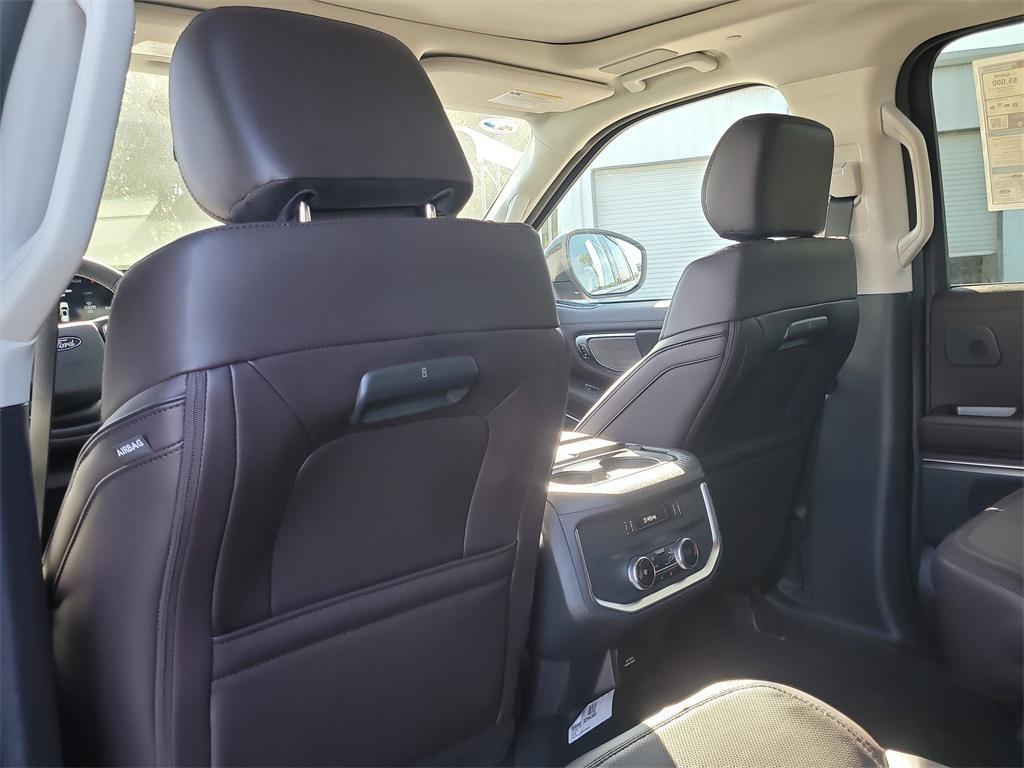 new 2025 Ford Expedition Max car, priced at $83,471