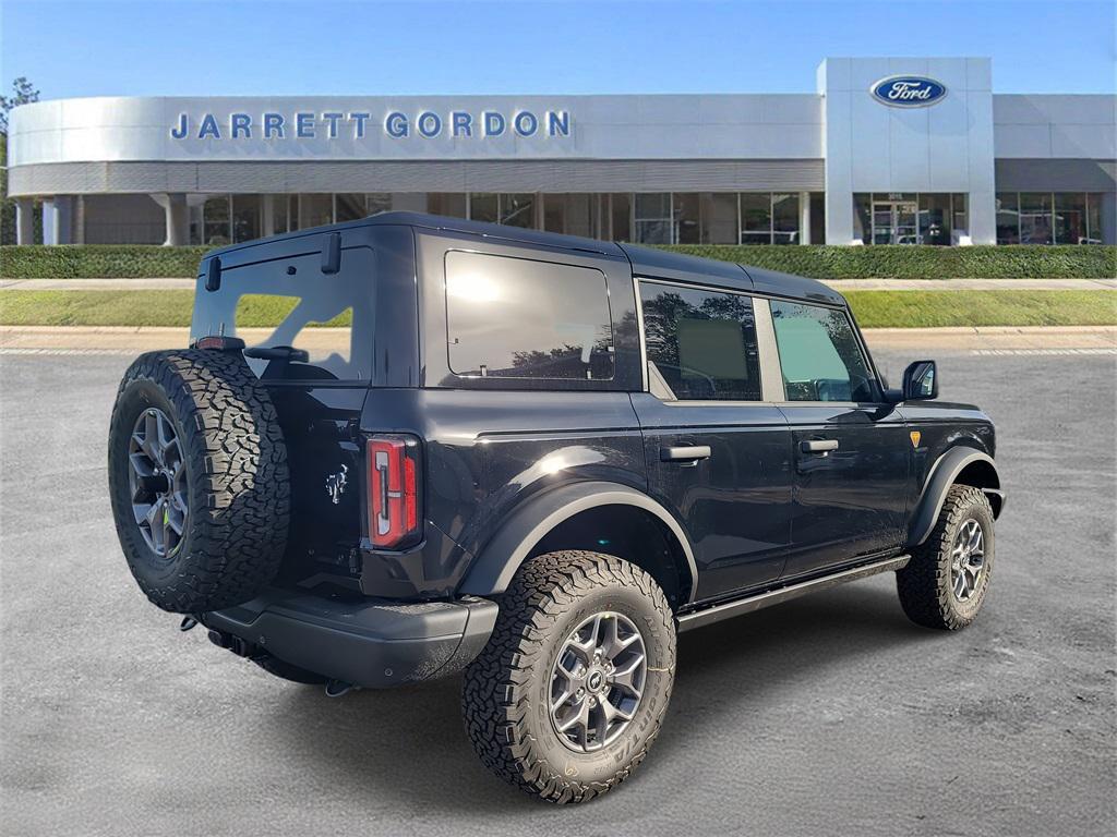 new 2025 Ford Bronco car, priced at $53,105