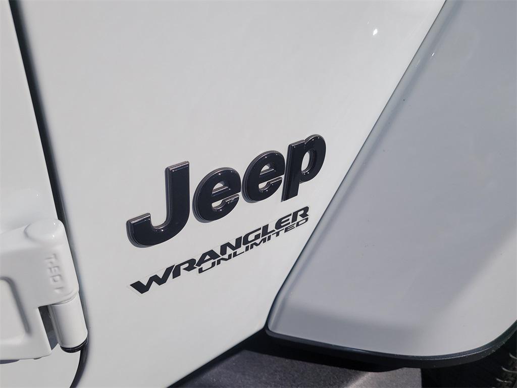 used 2022 Jeep Wrangler Unlimited car, priced at $32,498