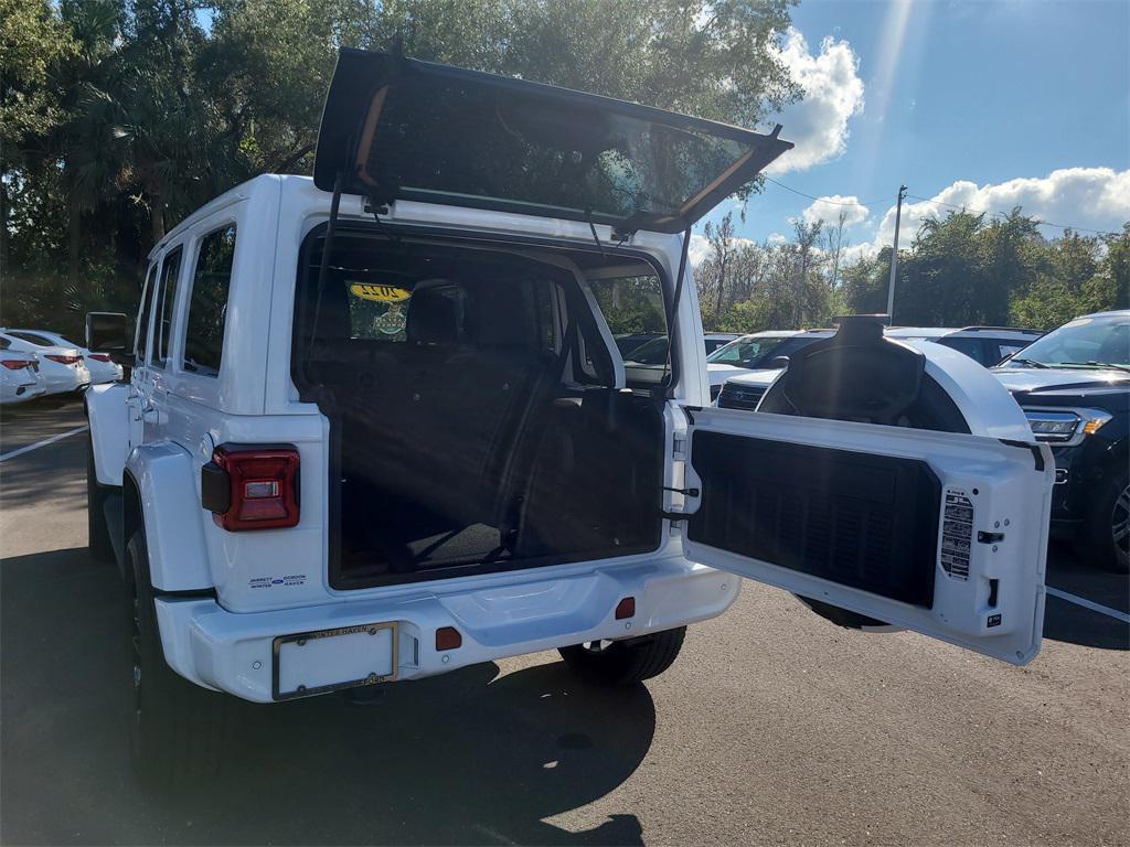 used 2022 Jeep Wrangler Unlimited car, priced at $32,498