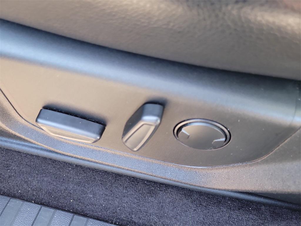 used 2020 Ford F-150 car, priced at $33,995