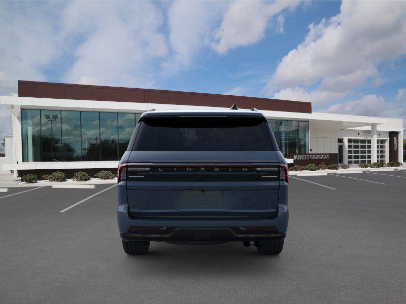 new 2026 Lincoln Navigator car, priced at $104,774