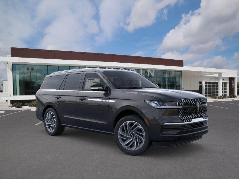 new 2025 Lincoln Navigator car, priced at $90,293