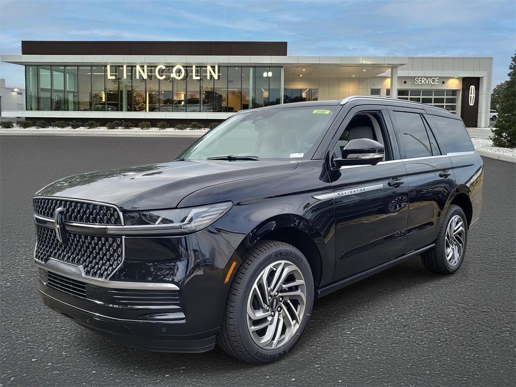 new 2025 Lincoln Navigator car, priced at $92,793