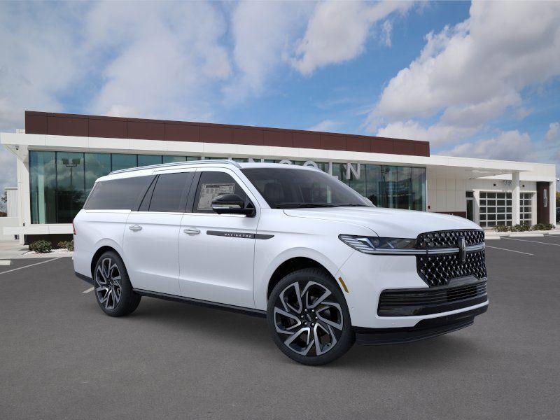 new 2026 Lincoln Navigator car, priced at $129,165
