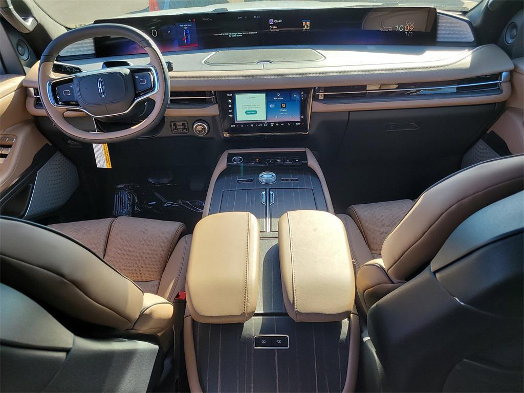 new 2025 Lincoln Navigator car, priced at $110,955