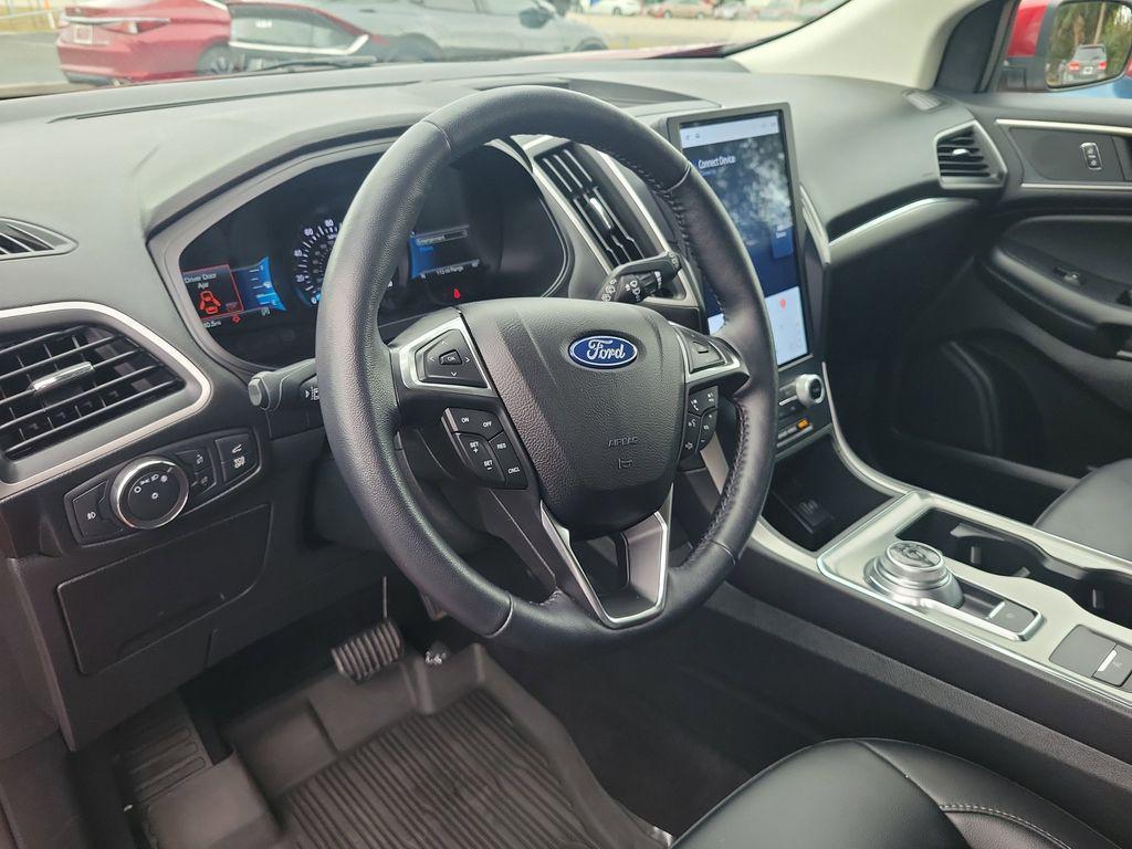 used 2022 Ford Edge car, priced at $23,995