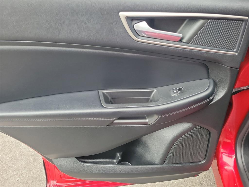 used 2022 Ford Edge car, priced at $23,995