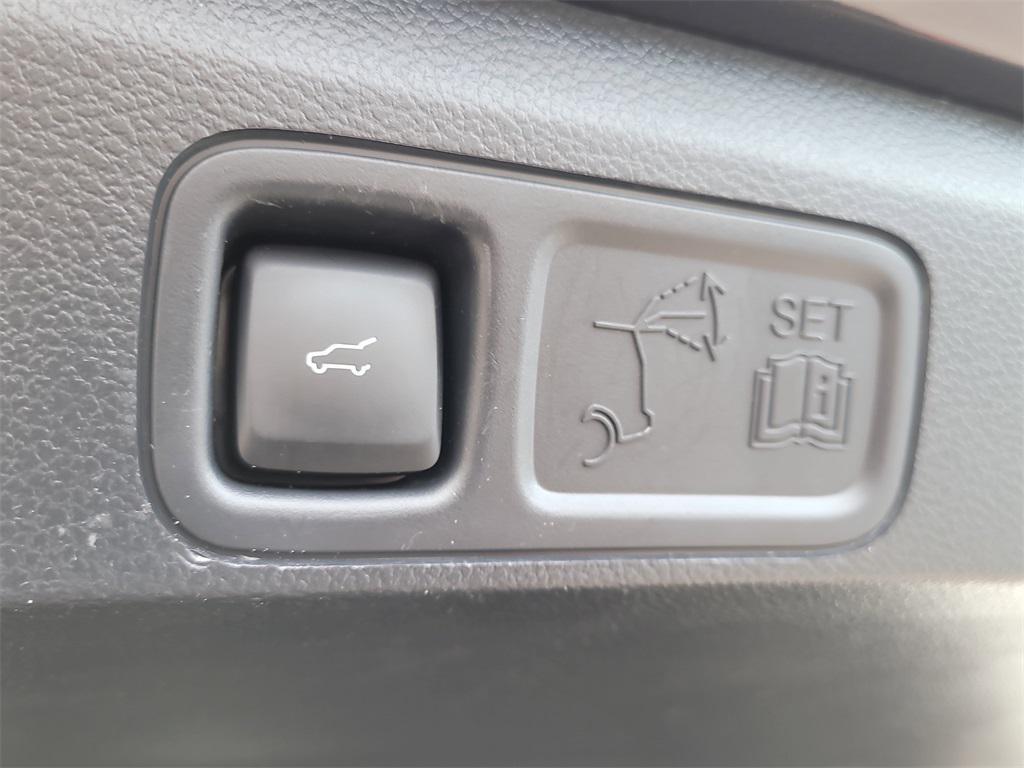 used 2024 Ford Expedition car, priced at $63,487