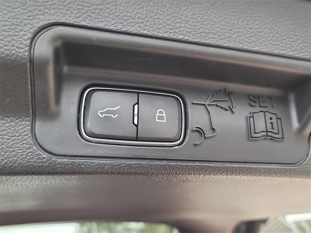 used 2020 Ford Explorer car, priced at $21,878