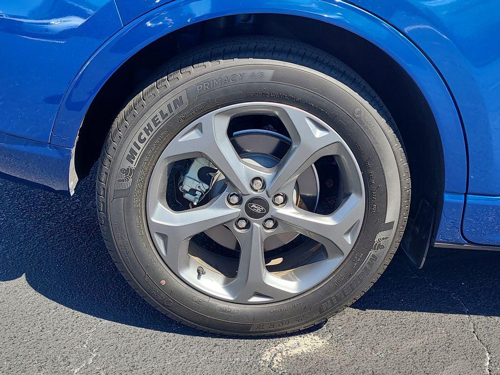 used 2023 Ford Escape car, priced at $22,900