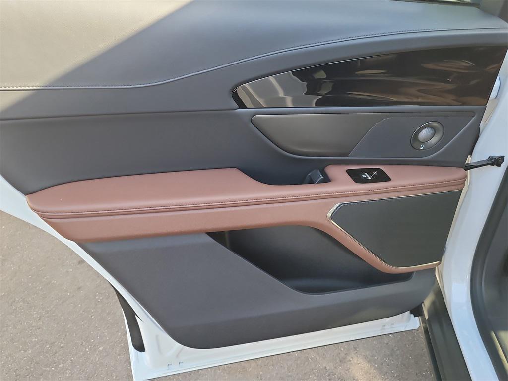 new 2026 Lincoln Nautilus car, priced at $58,424