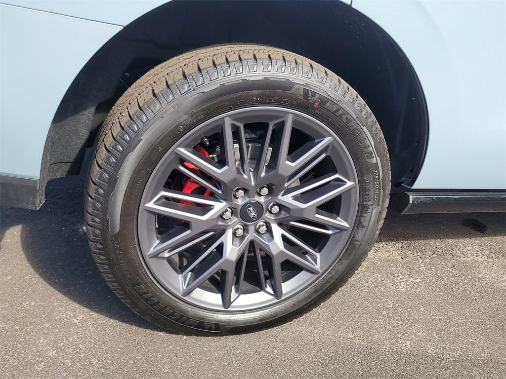 new 2025 Ford Expedition car, priced at $78,642