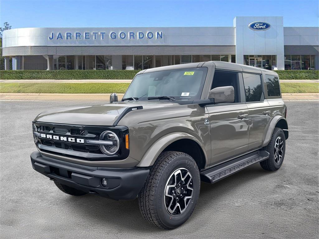 new 2025 Ford Bronco car, priced at $44,601