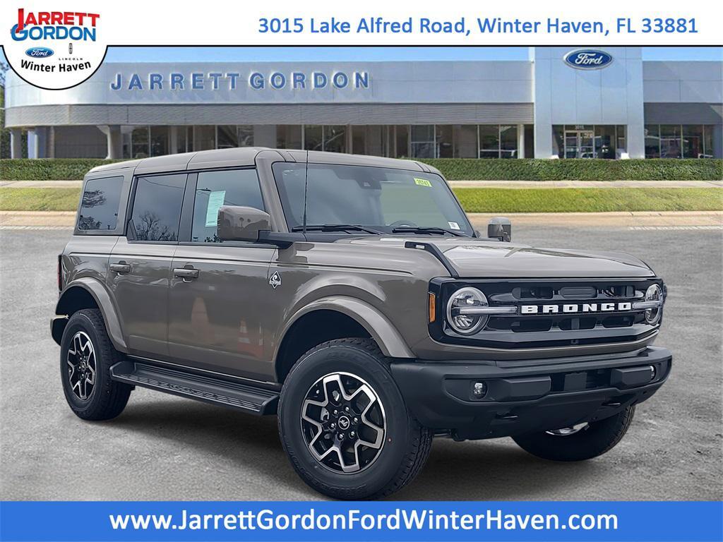 new 2025 Ford Bronco car, priced at $45,172