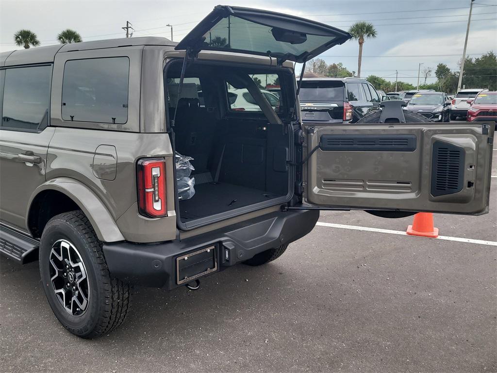 new 2025 Ford Bronco car, priced at $44,601