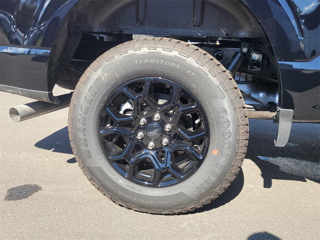new 2025 Ford F-150 car, priced at $51,933
