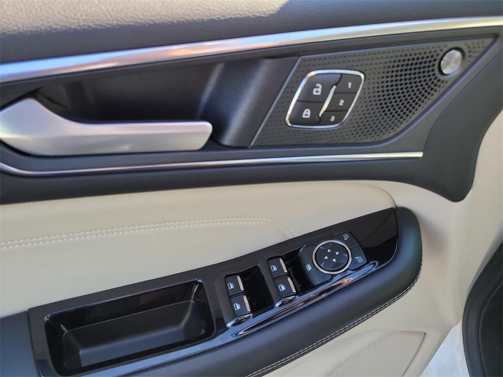 used 2020 Ford Edge car, priced at $19,284