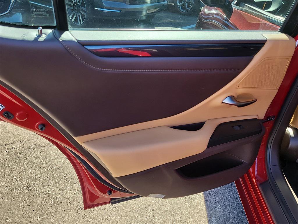 used 2020 Lexus ES 350 car, priced at $22,940