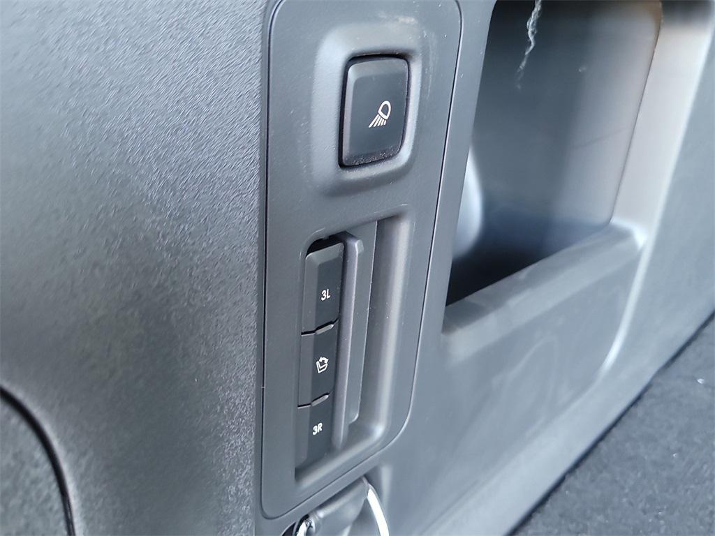 new 2025 Lincoln Navigator car, priced at $98,754