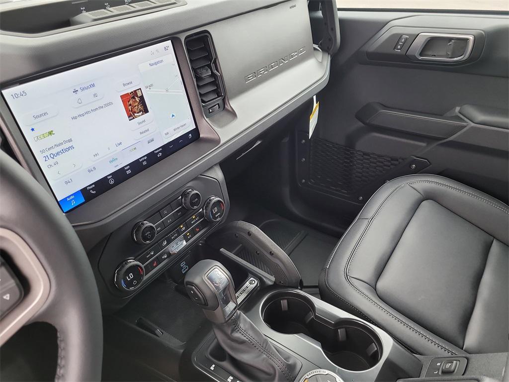 new 2025 Ford Bronco car, priced at $44,933