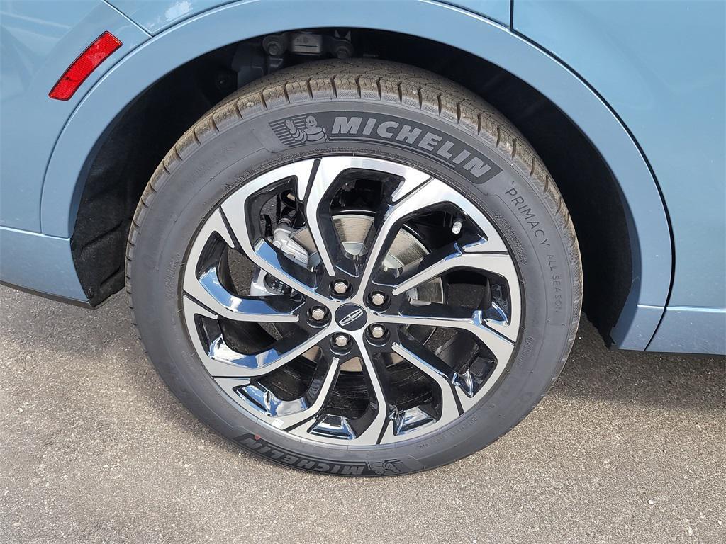 new 2026 Lincoln Nautilus car, priced at $65,701