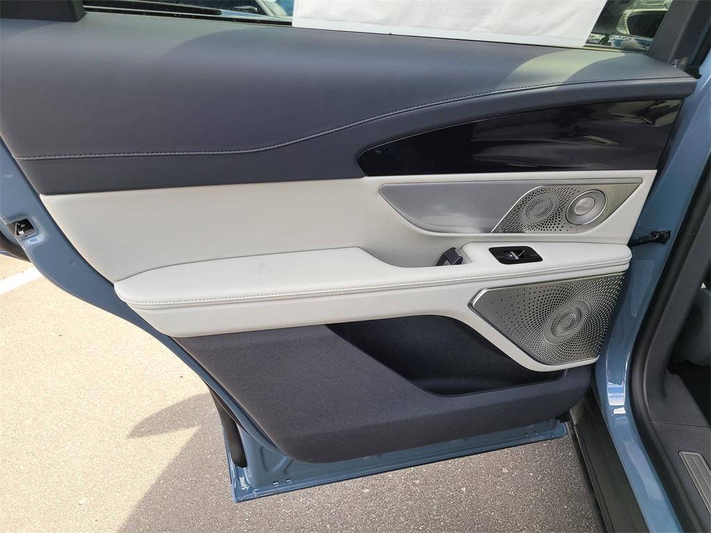 new 2026 Lincoln Nautilus car, priced at $65,701