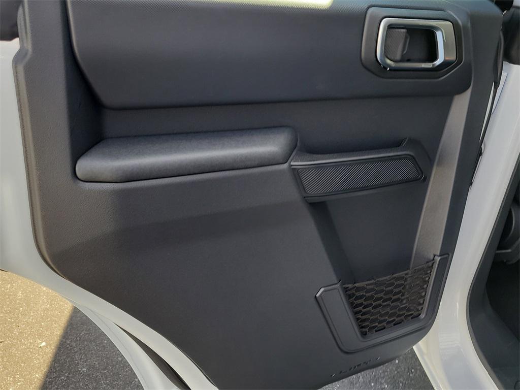 new 2025 Ford Bronco car, priced at $37,782