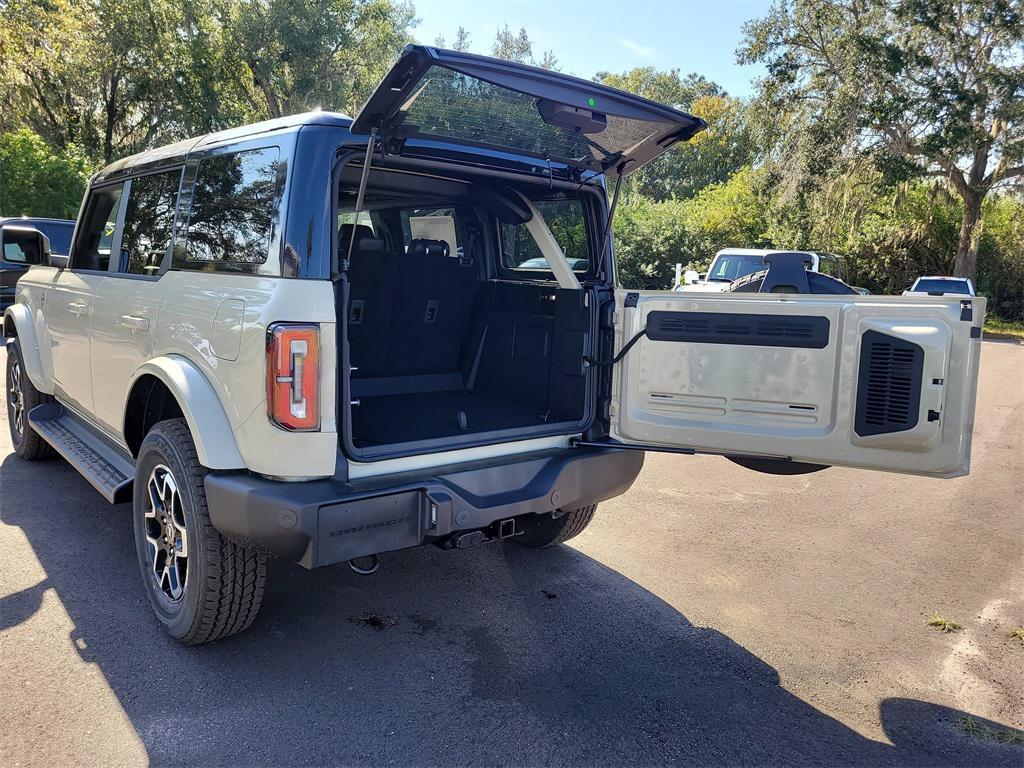 new 2025 Ford Bronco car, priced at $50,191