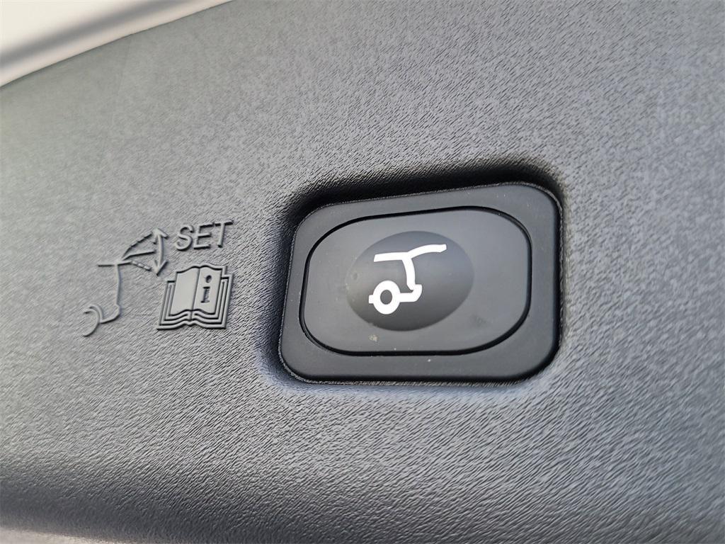 new 2026 Lincoln Nautilus car, priced at $53,422