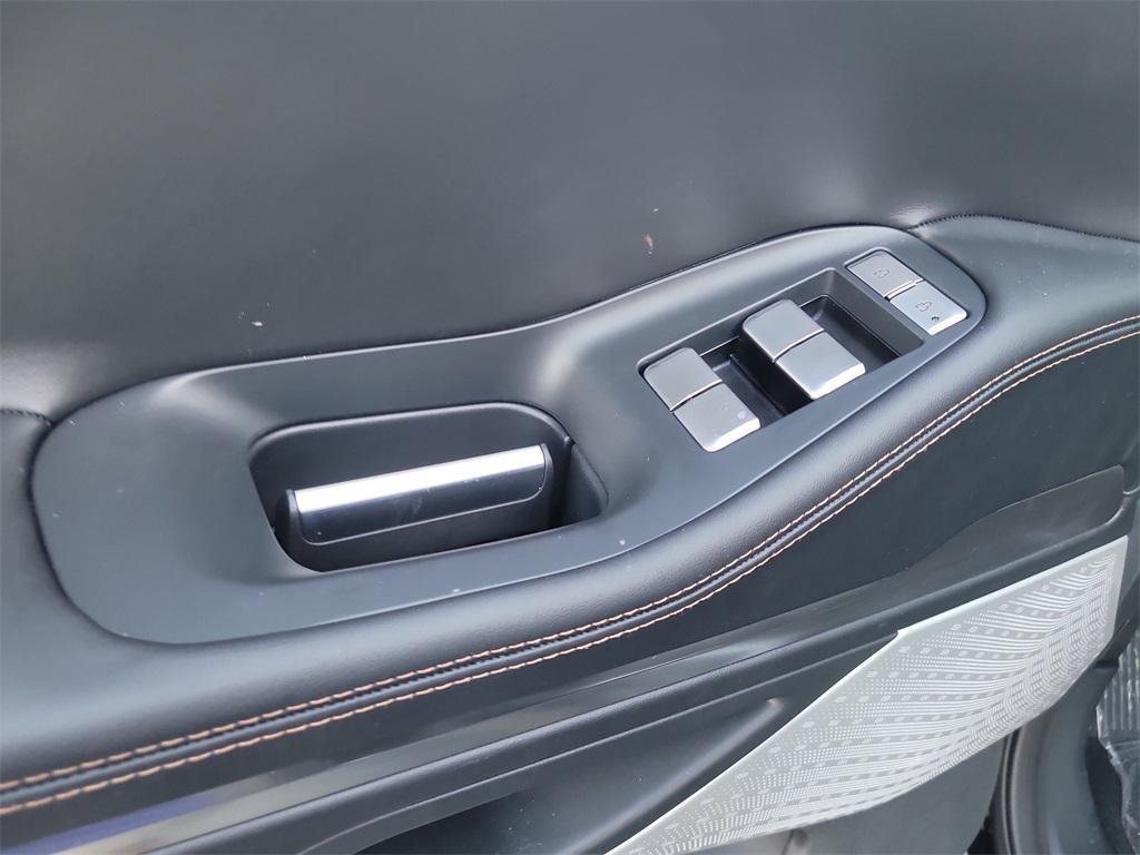 new 2025 Lincoln Navigator car, priced at $106,941