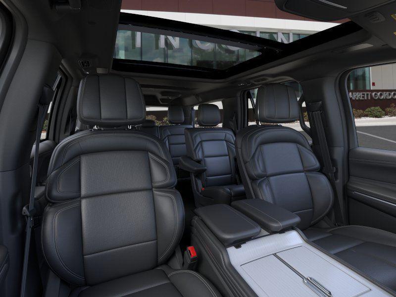 new 2026 Lincoln Navigator car, priced at $106,934