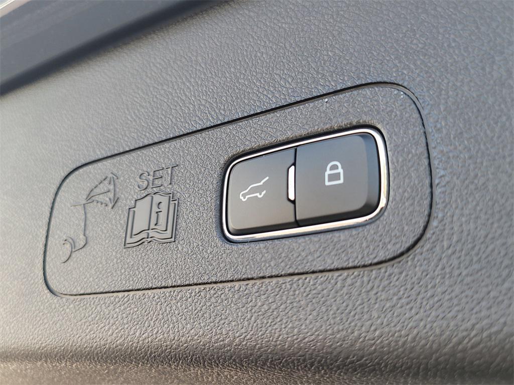 new 2026 Lincoln Aviator car, priced at $65,648