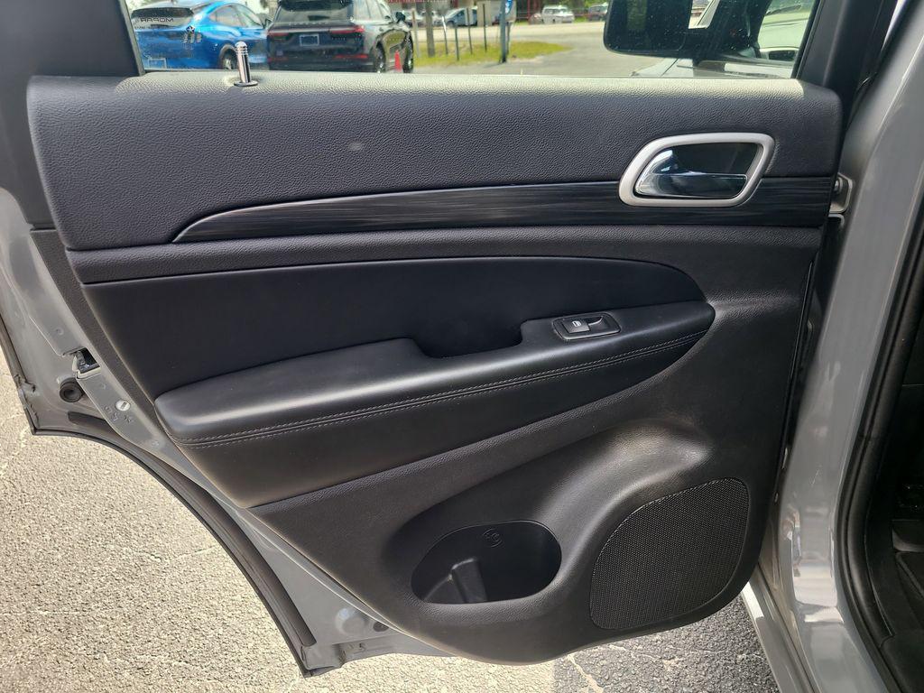 used 2020 Jeep Grand Cherokee car, priced at $18,199