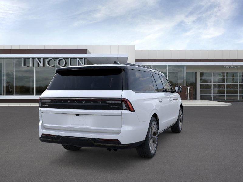 new 2025 Lincoln Navigator car, priced at $128,690