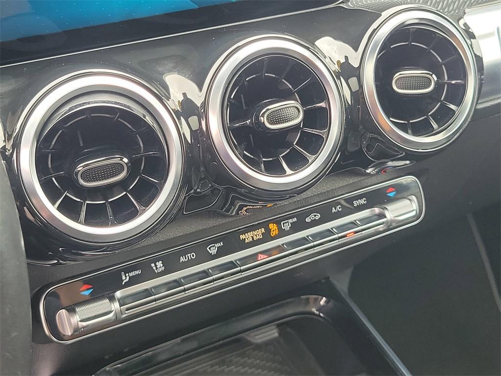 used 2021 Mercedes-Benz GLB 250 car, priced at $23,649