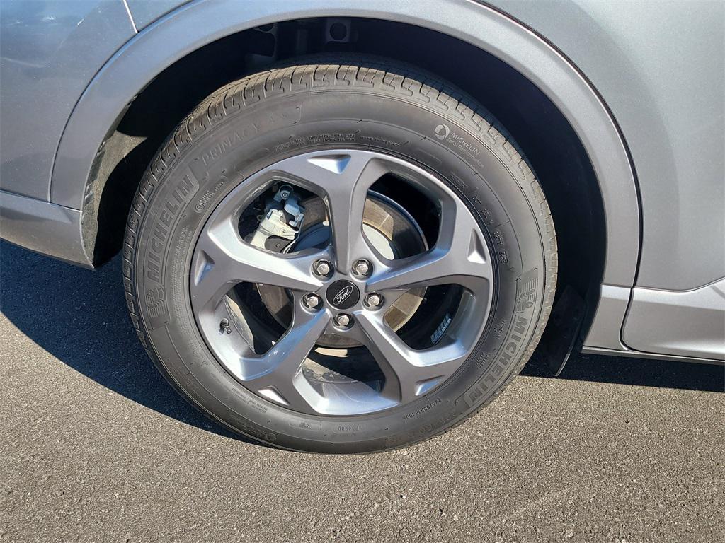 used 2023 Ford Escape car, priced at $18,937