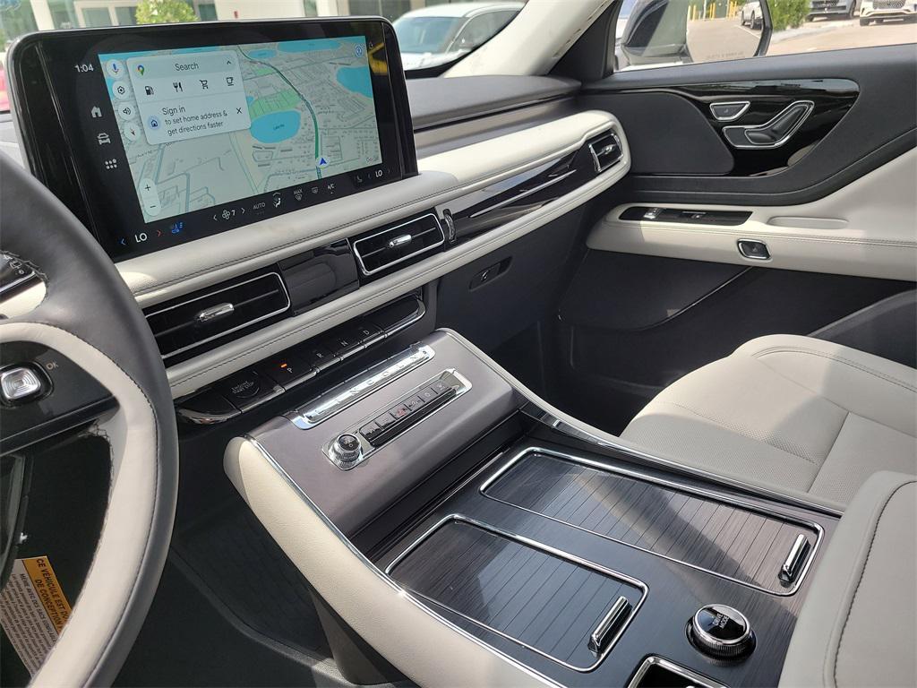 new 2025 Lincoln Aviator car, priced at $53,230