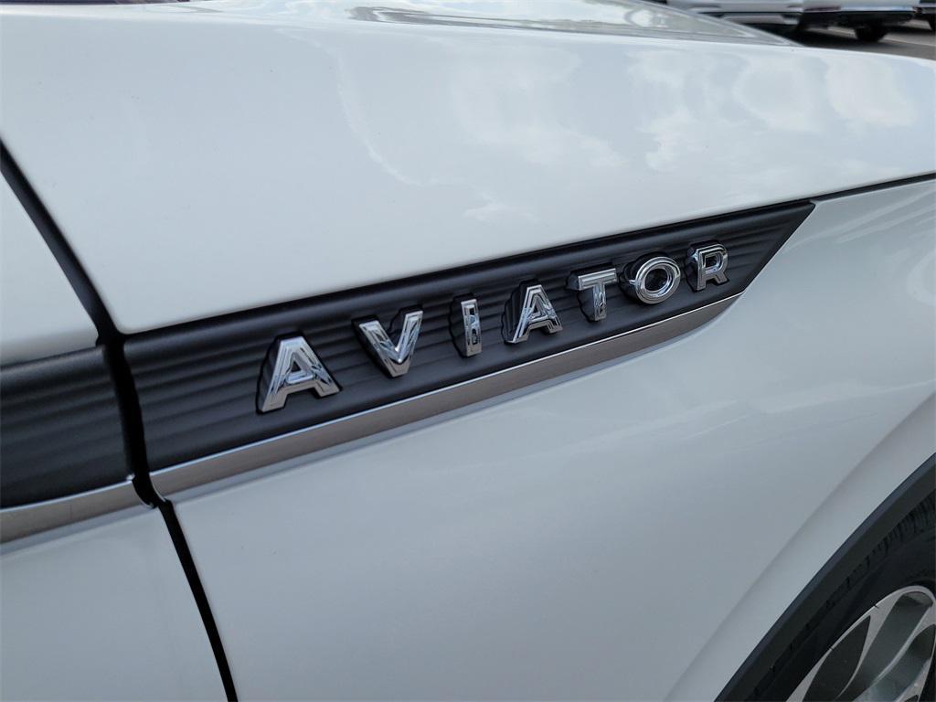 new 2025 Lincoln Aviator car, priced at $53,230
