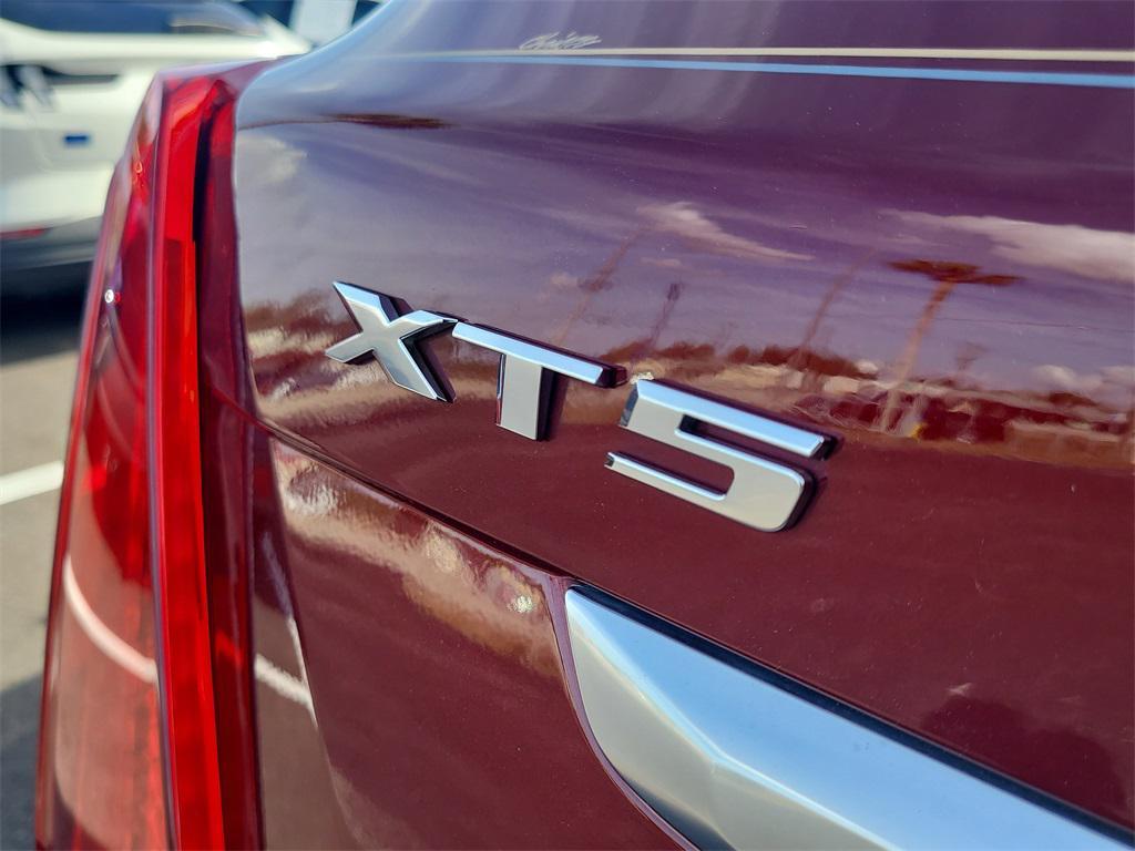 used 2017 Cadillac XT5 car, priced at $20,153