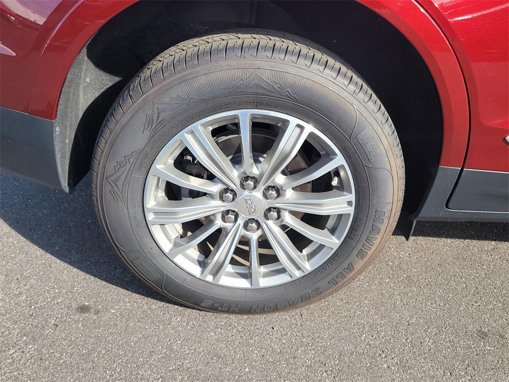 used 2017 Cadillac XT5 car, priced at $20,153