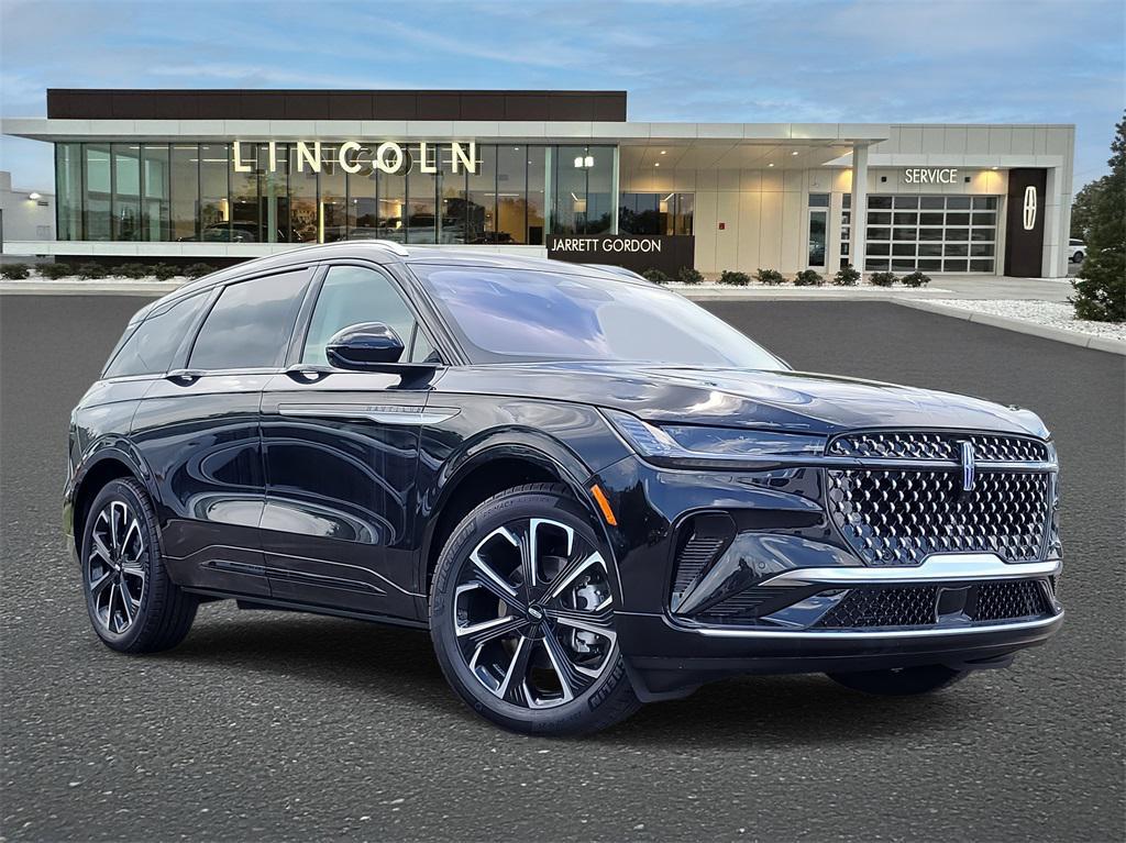 new 2025 Lincoln Nautilus car, priced at $57,824