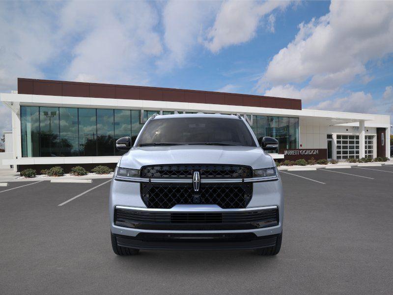 new 2025 Lincoln Navigator car, priced at $98,293