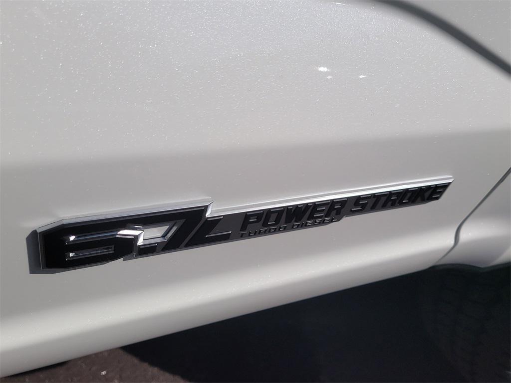 new 2025 Lincoln Navigator car, priced at $100,793